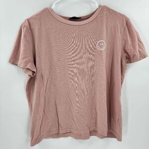 Shein crop top tshirt tee medium large 8 10 mauve pink smile face graphic
